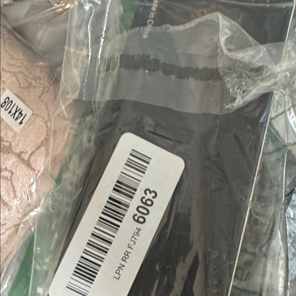 Tortoise Shell Sunglasses - Picture 5 of 5